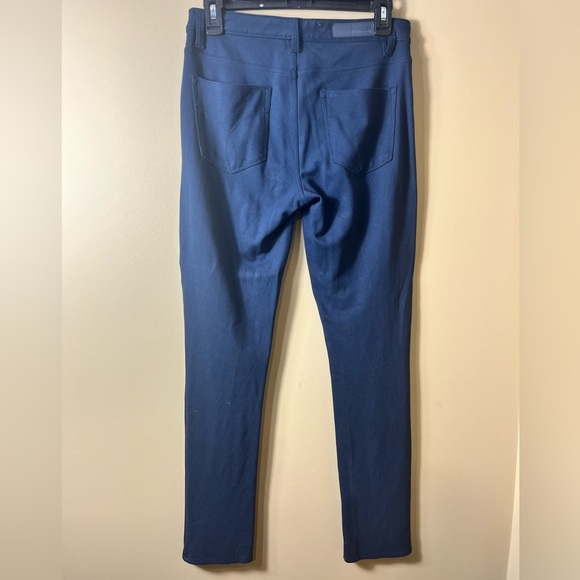 Calvin Klein Jeans Stylish Classy Navy Stretch Skinny Pants 6 Preppy Minimalist - Picture 3 of 10
